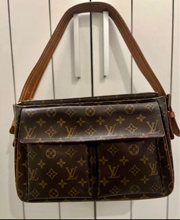 (Category: ) located in . Submitted by mariaboopreloved (Listing ID 1265296610, Image 1). Description: .