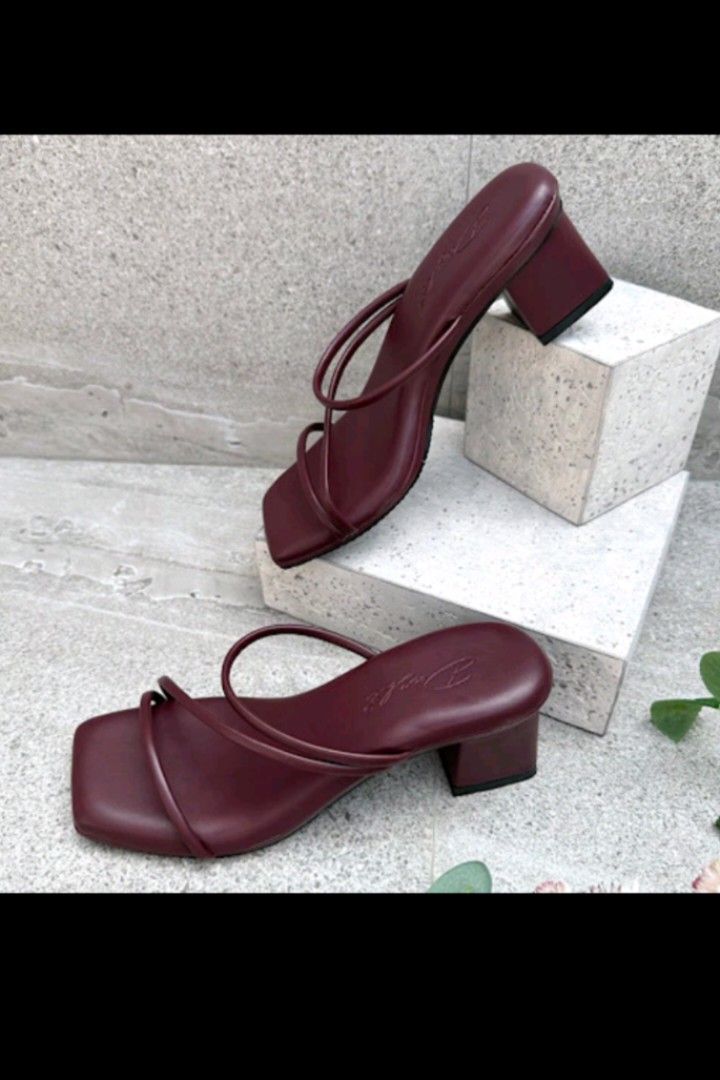 Maroon Mules