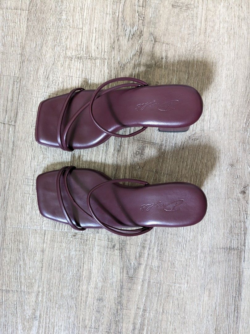 Maroon Mules