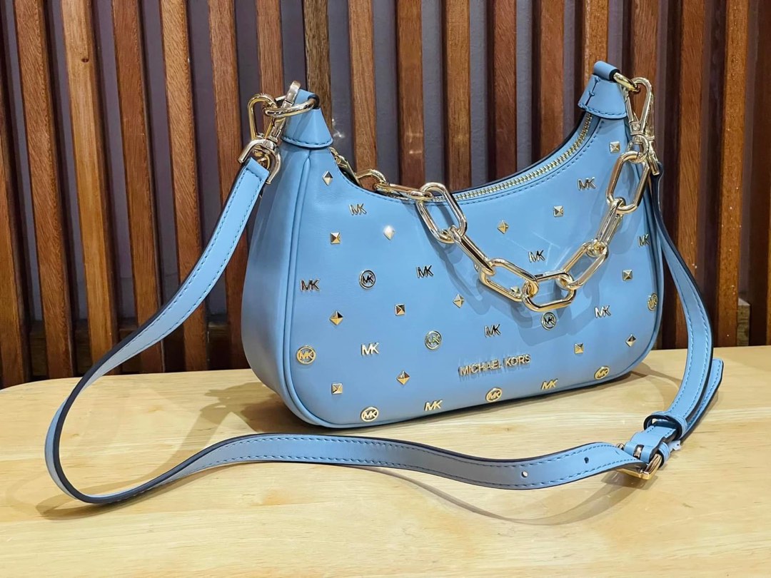 Michael kors white handbag with gold studs discount