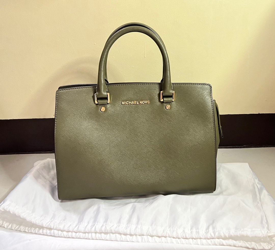 Michael kors selma deals olive