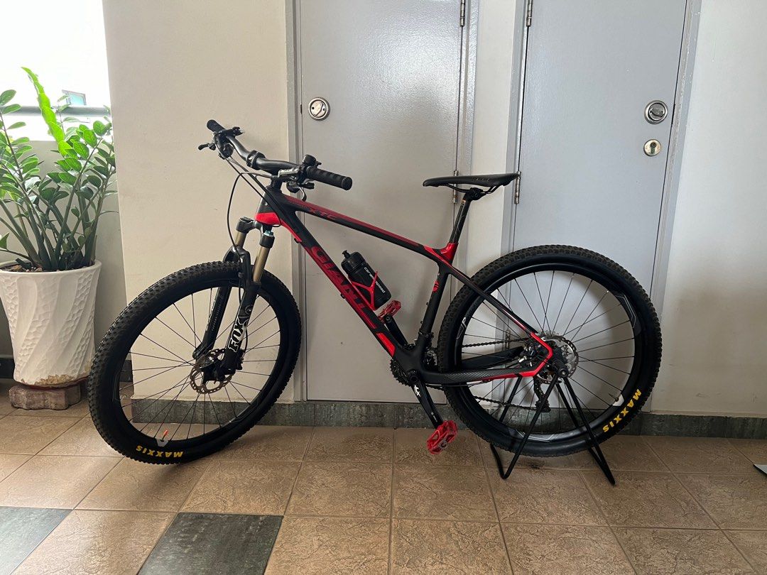 Giant xtc carbon discount frame