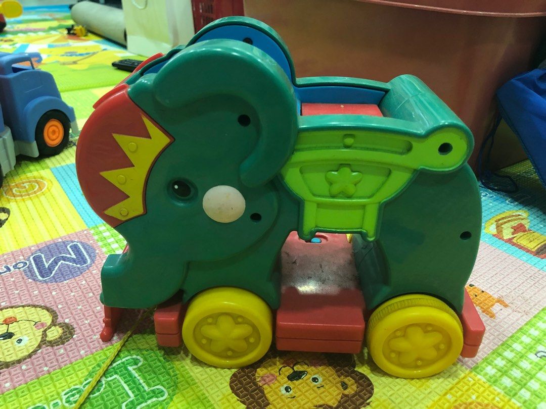 Fisher price shop caterpillar not moving