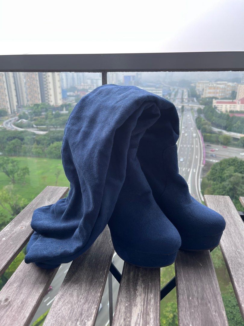 Navy blue suede knee high boots Women s Fashion Footwear Boots on Carousell
