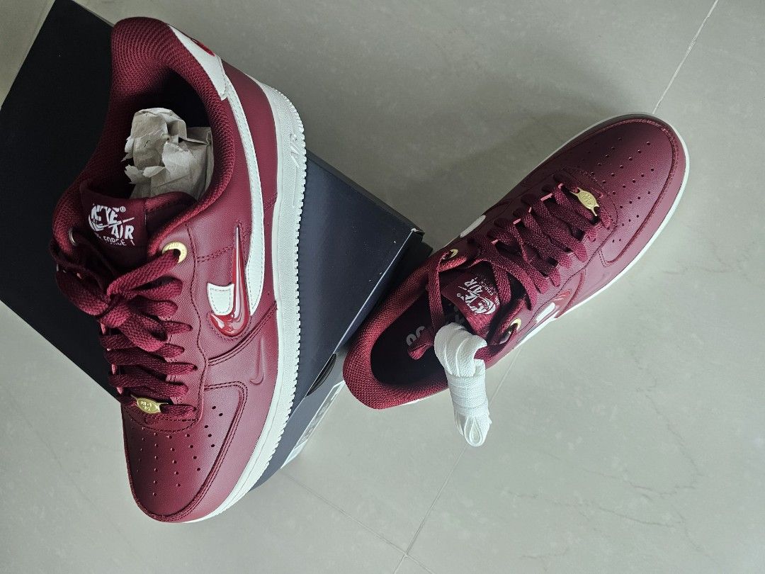 Nike air force online 1 burgundy mens