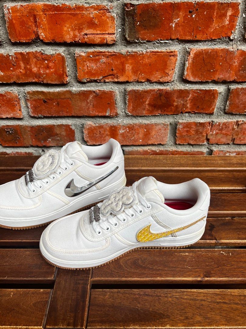 Travis scott velcro swoosh sales