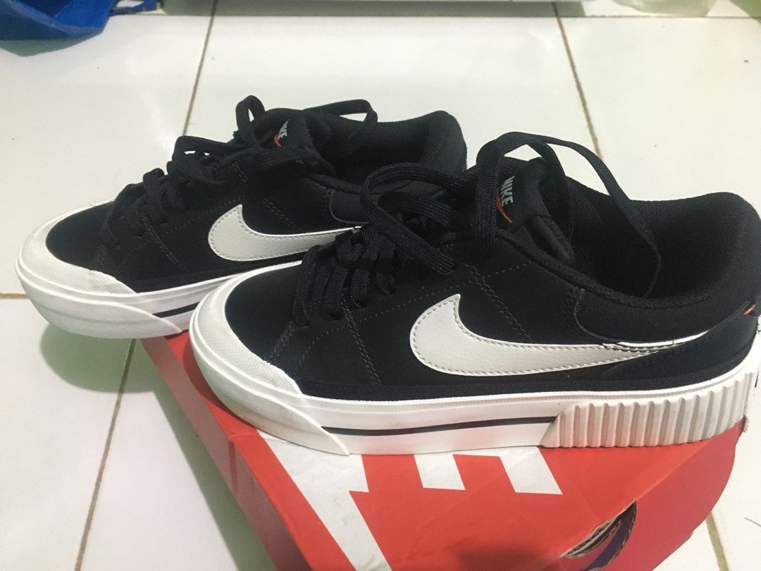 Nike court legacy lift Fesyen Pria Sepatu Sneakers di Carousell