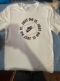 (Category: ) located in . Submitted by shopME (Listing ID 1265164677, Image 1). Description: .