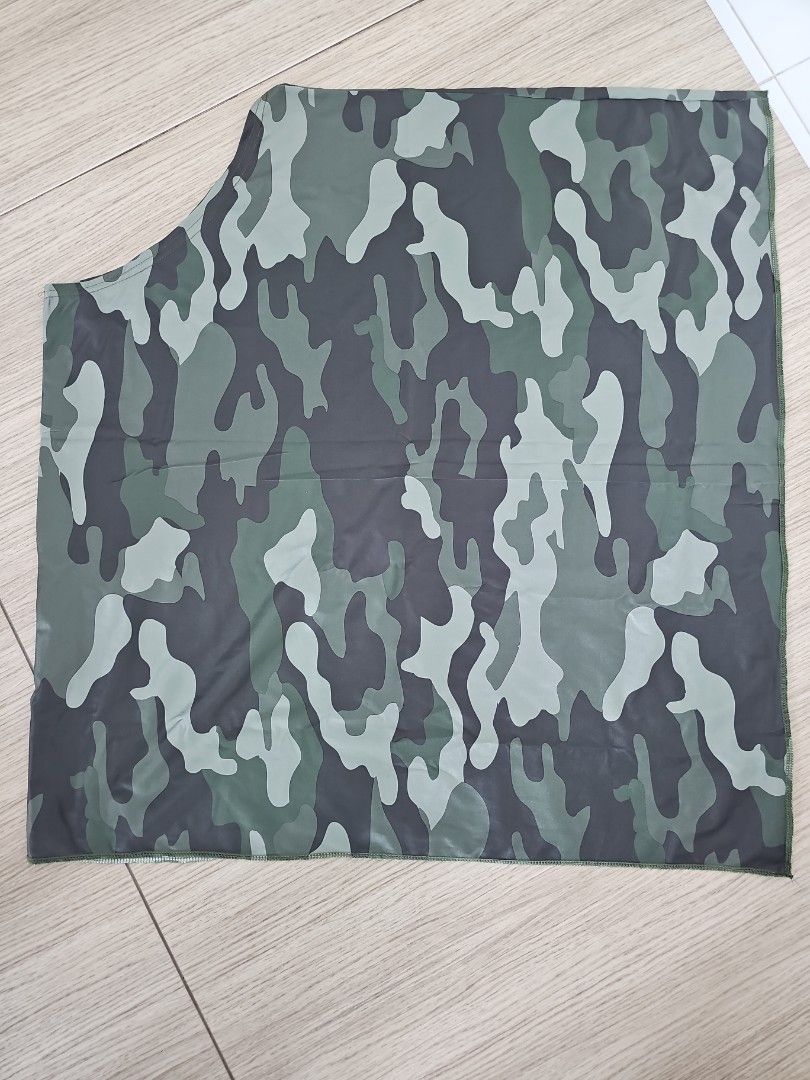 Nursing cover in camo print