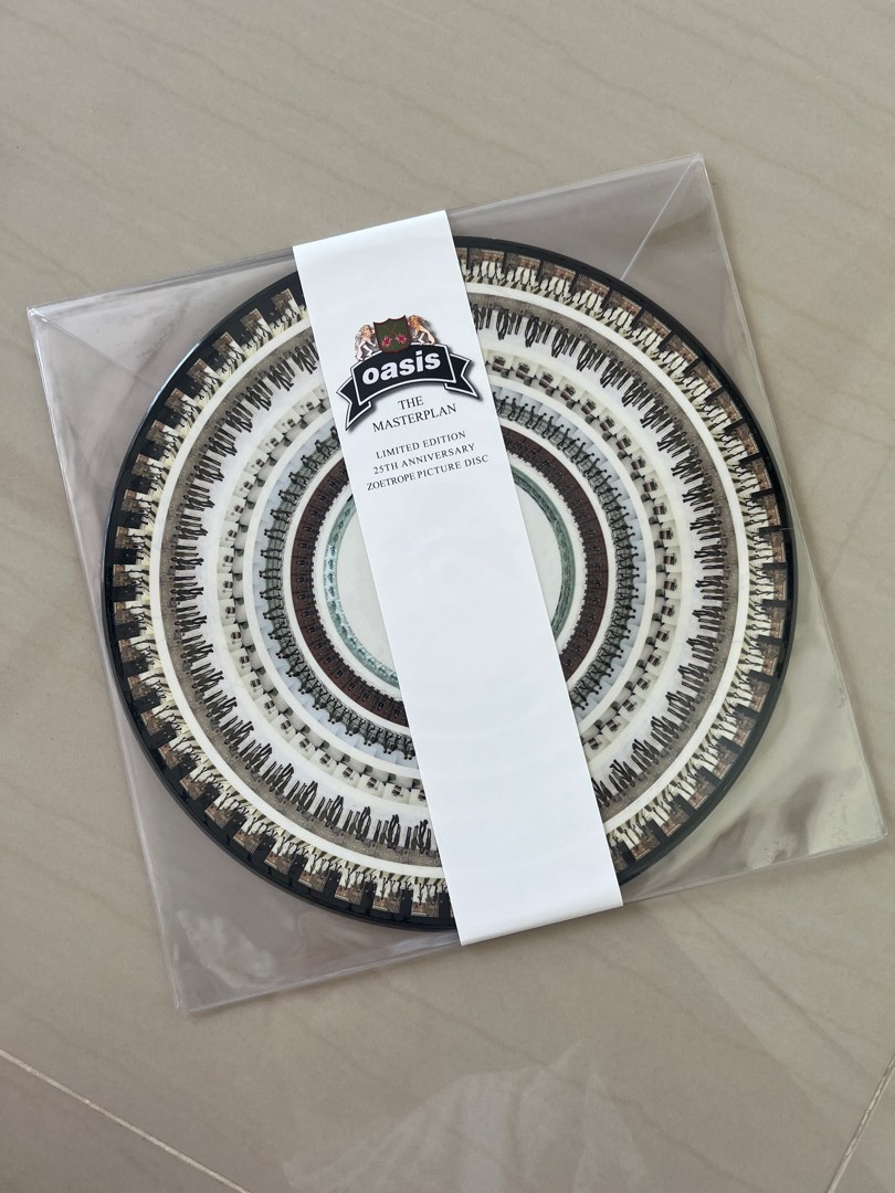 oasis THE MASTERPLAN LIMITED EDITION 25TH ANNIVERSARY ZOETROPE PICTURE DISC  vinyl