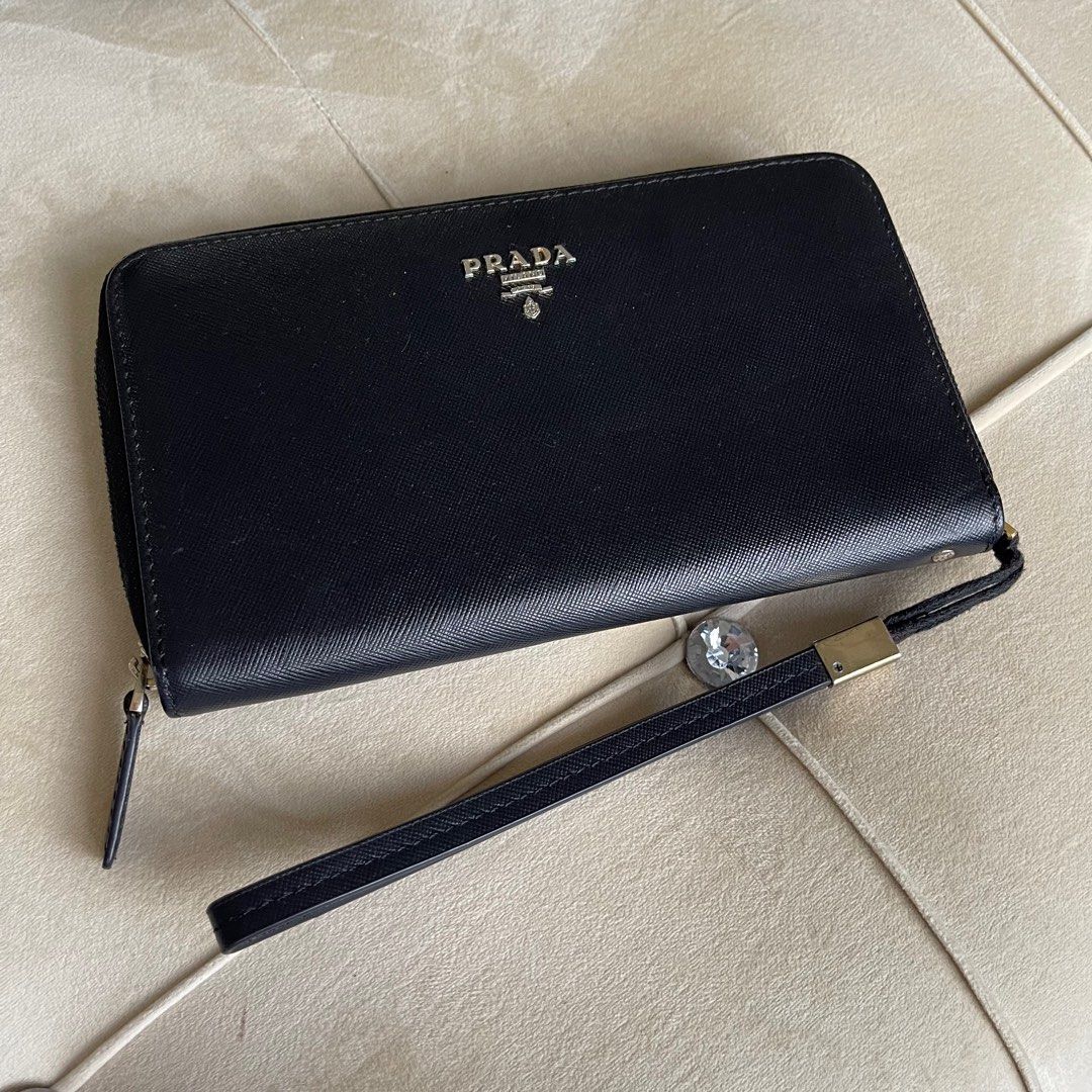Prada shop organizer wallet