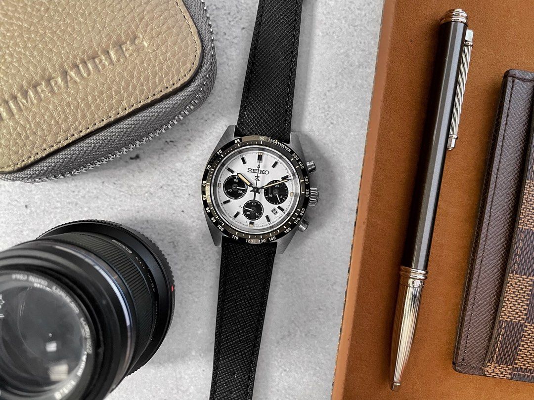 Premium Saffiano Leather Watch Straps - Nero (Category: Luxury Watches) located in Manila. Submitted by frewx (Listing ID 1265178994, Image 3). Description: Free Shipping Nationwide (2-7days via J&T) Same day delivery within Metro Manila, Cavite and selected Laguna areas via Lalamove at buyer’s expense Leather Straps P2,250 Quick Release Spring bar equipped Watch straps made with Genuine Cowhide Top-Grain Leather Hand stitched Satin Brushed finis