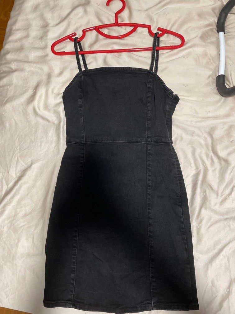 Pull and hotsell bear denim dress