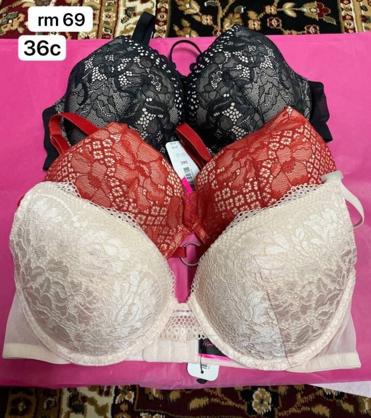 READY STOCK VICTORIA SECRET BRA (PLEASE REFER PICTURE FOR PRICE