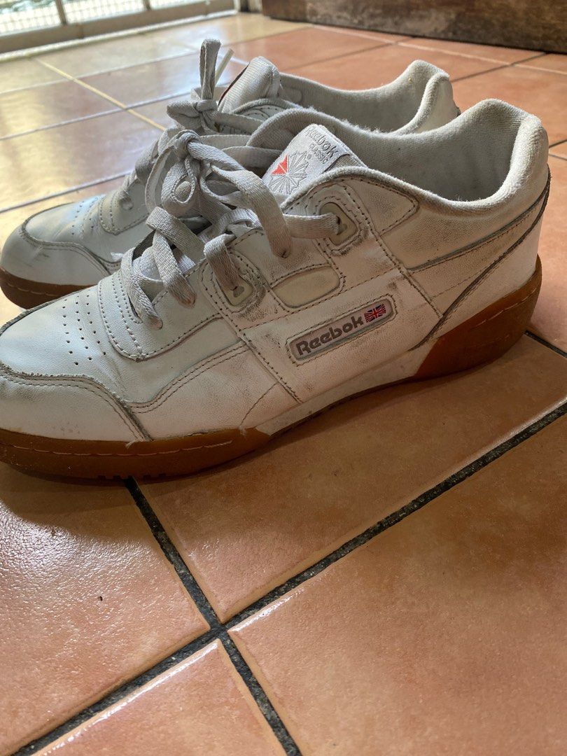 Size 6 top reebok classics