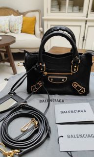 関税込 BALENCIAGA Nano ハンドバッグ ミディアム Women's Bags | Balenciaga US
