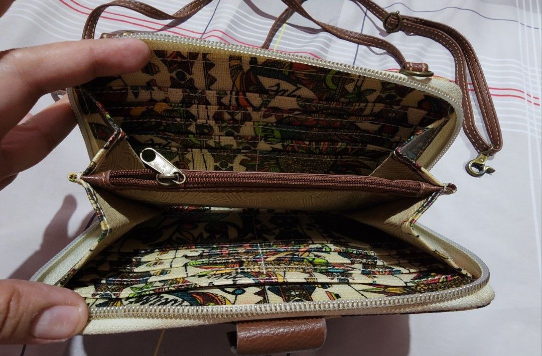 Sakroots wristlet Women s Fashion Bags Wallets Wallets Card