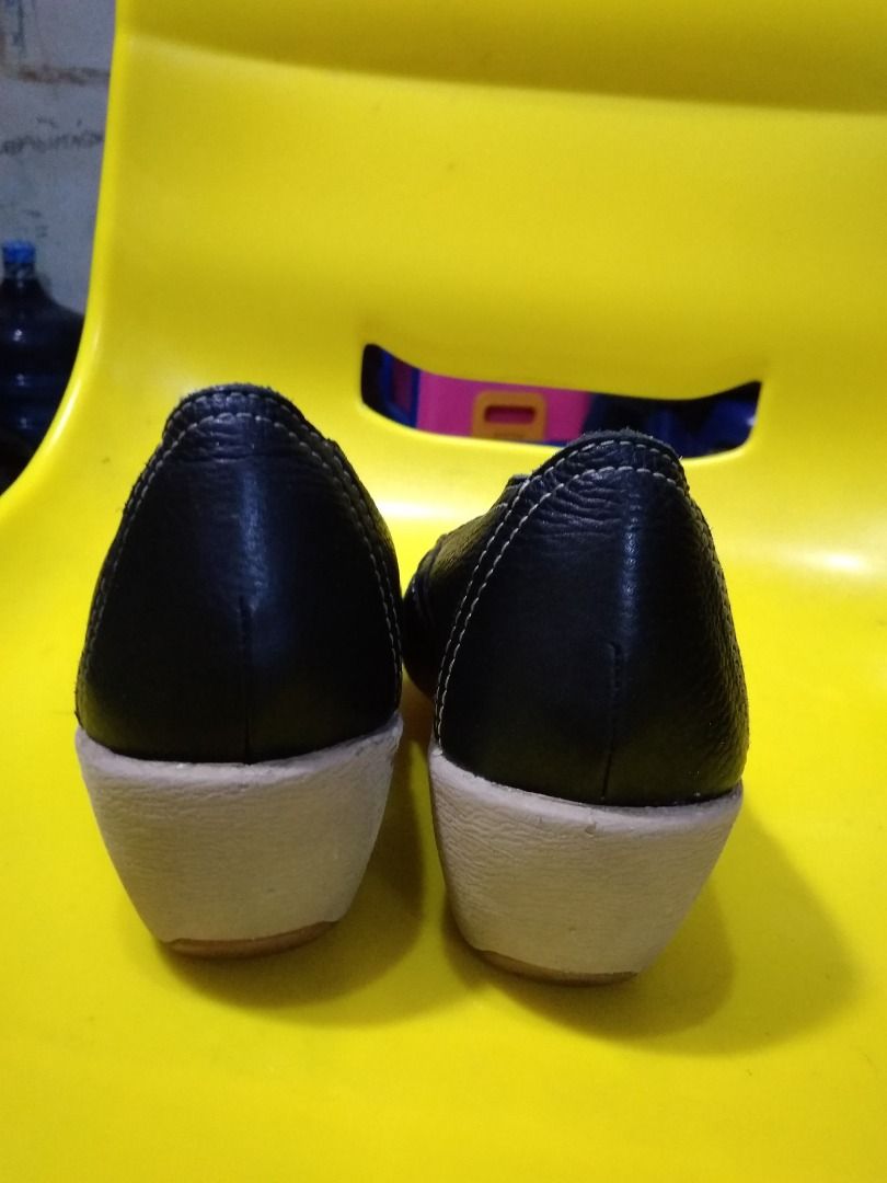 SCHOLL Leather Arch Support sepatu sandal Original with tag, Fesyen