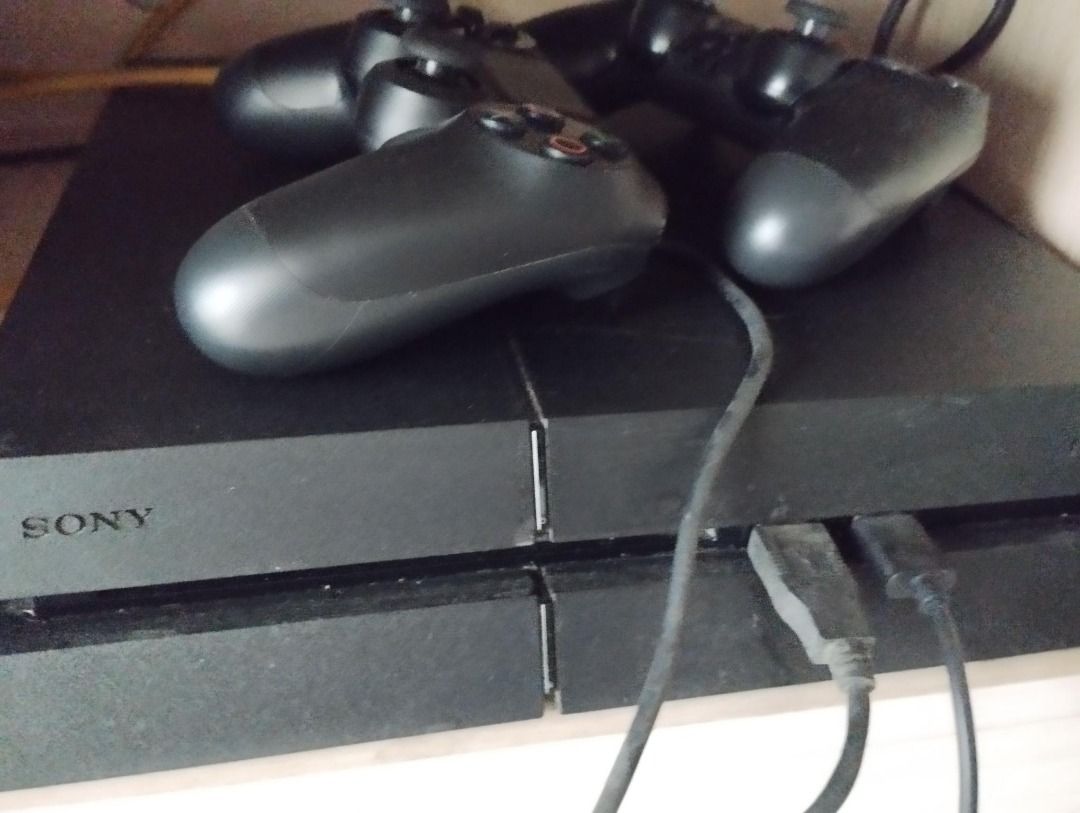Selling a 3 year old PS4 2 controllers Price non negotiable
