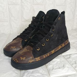 Sepatu Second Louis Vuitton MS0139 Tenis Sneaker size 40, Fesyen Wanita,  Sepatu di Carousell