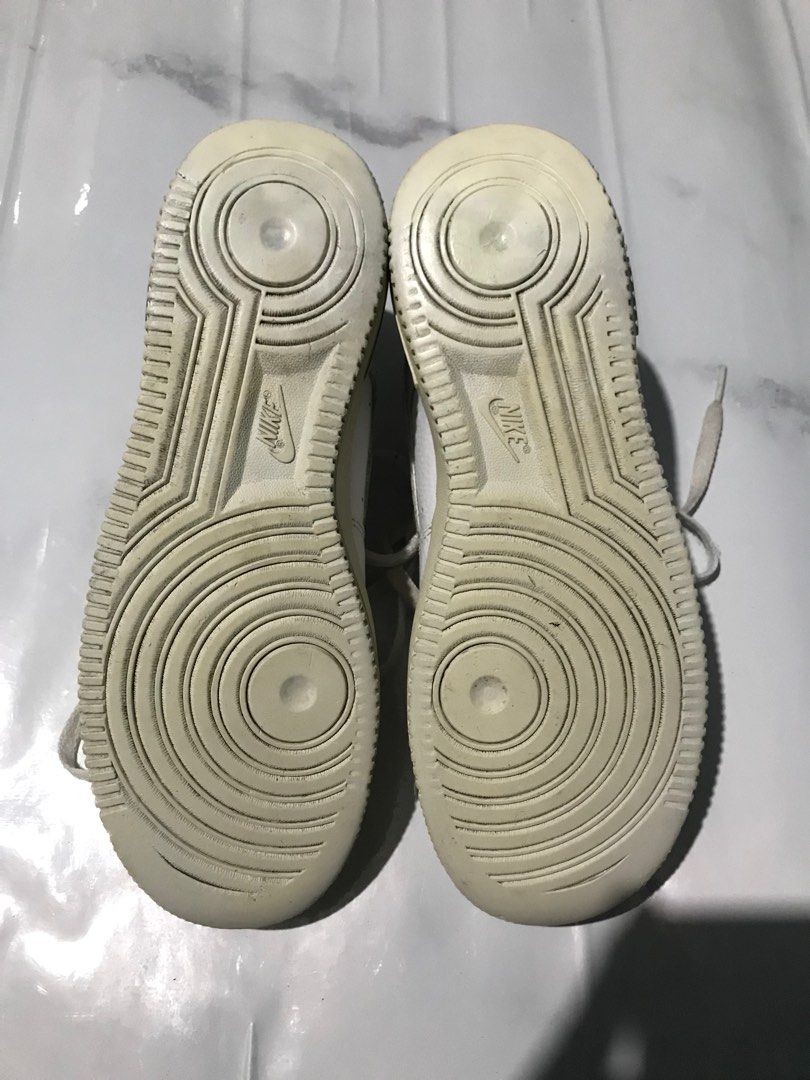 beli sepatu nike air force 1