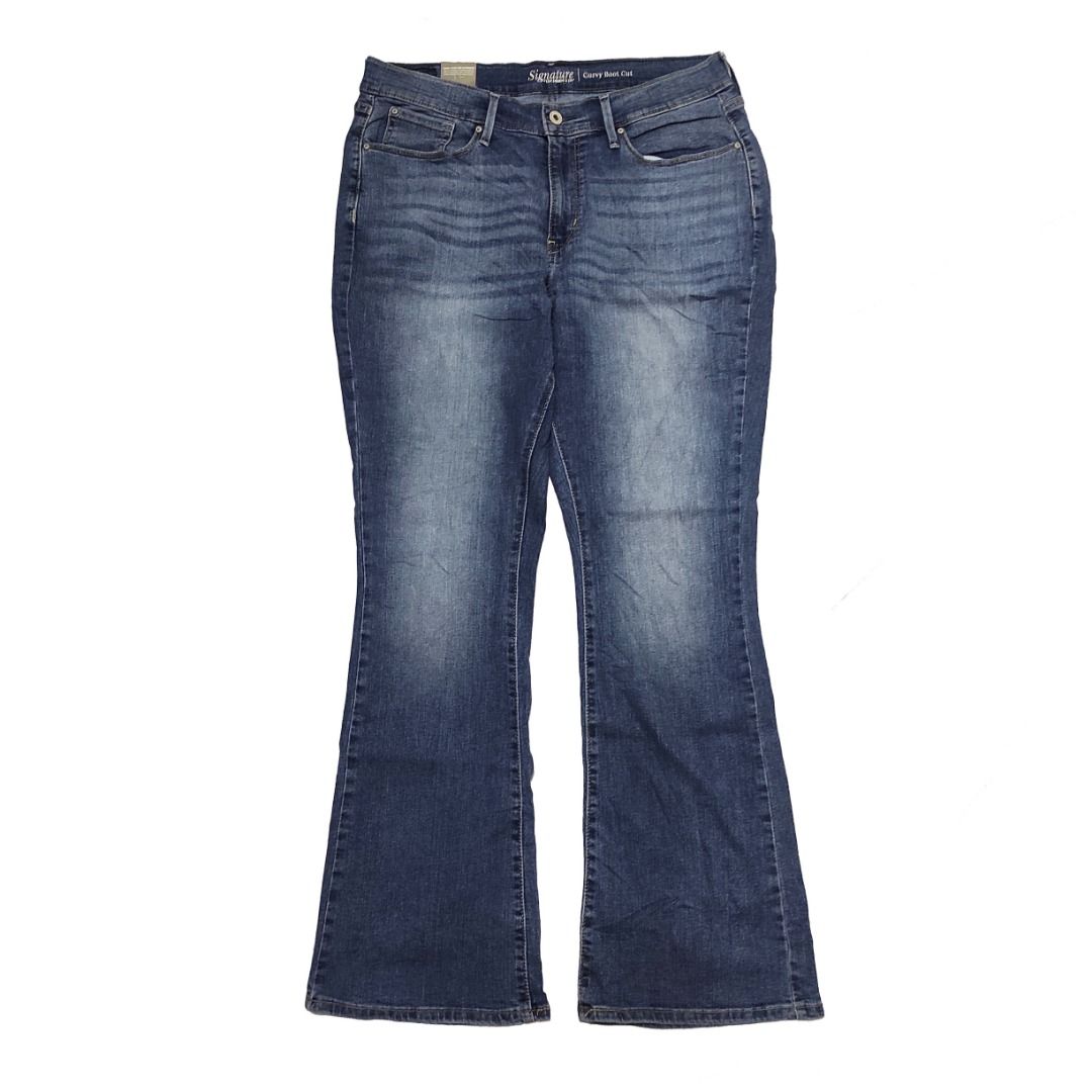 Signature by levi strauss store curvy jeans