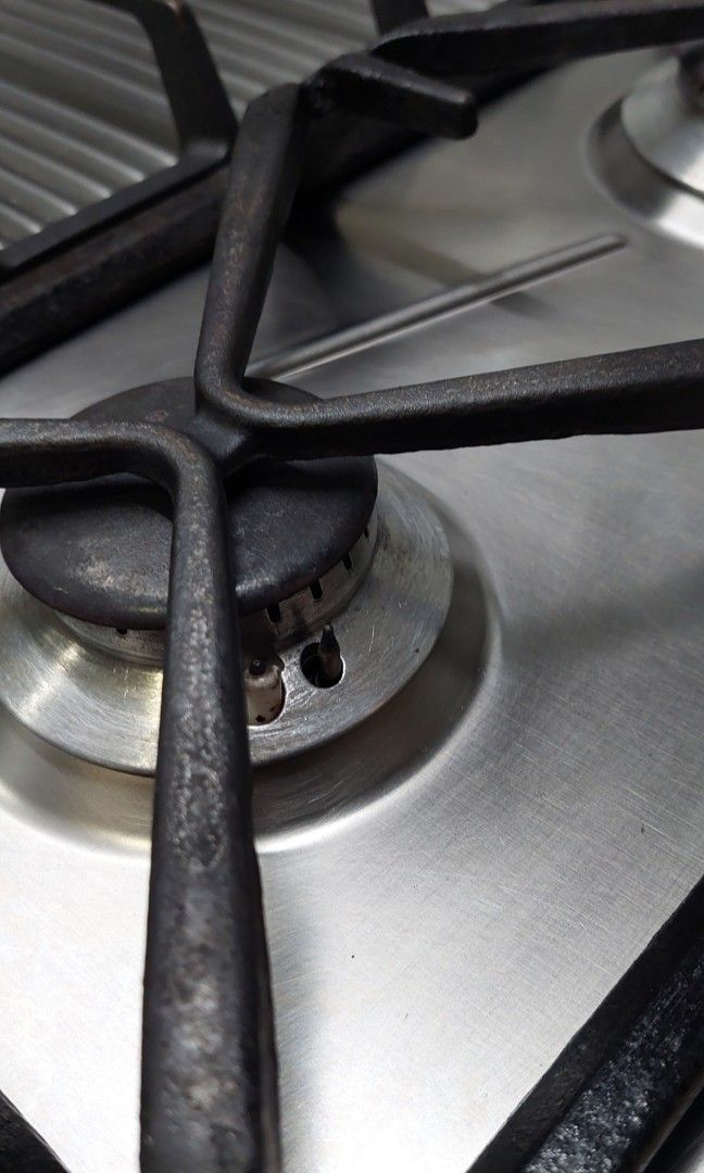 Smeg Gas Hob SRV573XG, TV & Home Appliances, Kitchen Appliances, Hobs