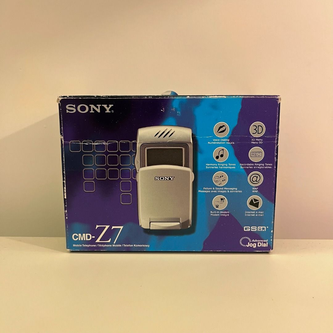 Sony CMD Z7 2001 BRAND NEW IN BOX 手提電話手機GSM Y2K, 手提電話 