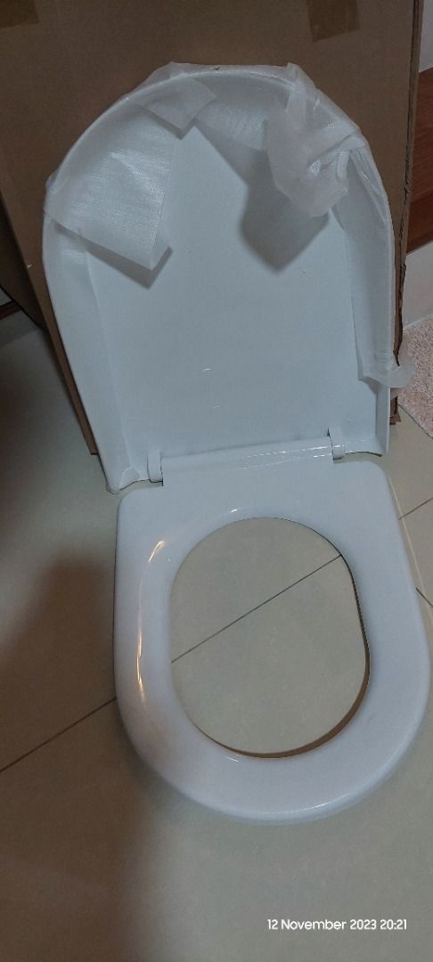 Sorento brand toilet bowl seat cover new Furniture Home