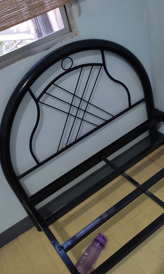 Split Type Frame SPLIT TYPE SINGLE BED FRAME, Furniture & Home Living, Furniture, Bed ...