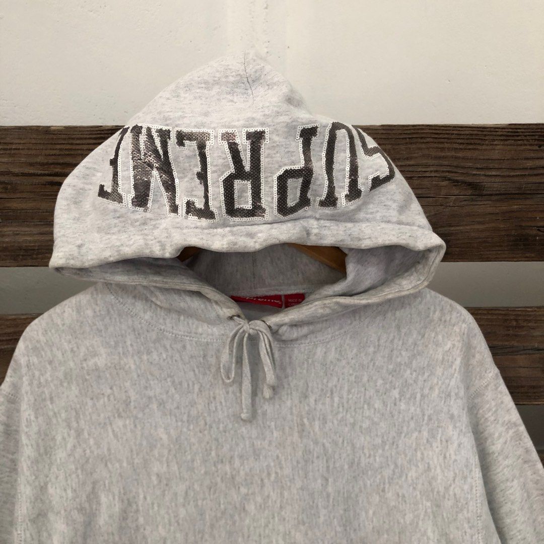 Supreme hood logo online