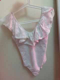 (Category: ) located in . Submitted by empress_closet (Listing ID 1265163172, Image 1). Description: .