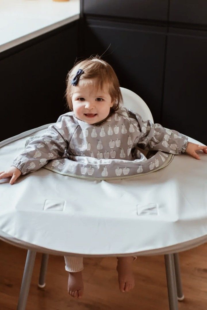 Tidy Tot Bib & Tray Weaning Kit in Dove Grey, Babies & Kids, Nursing