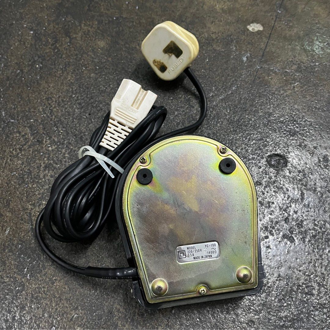 Toyota sewing machine pedal. Toyota YDK YC190 Sewing Machine Foot