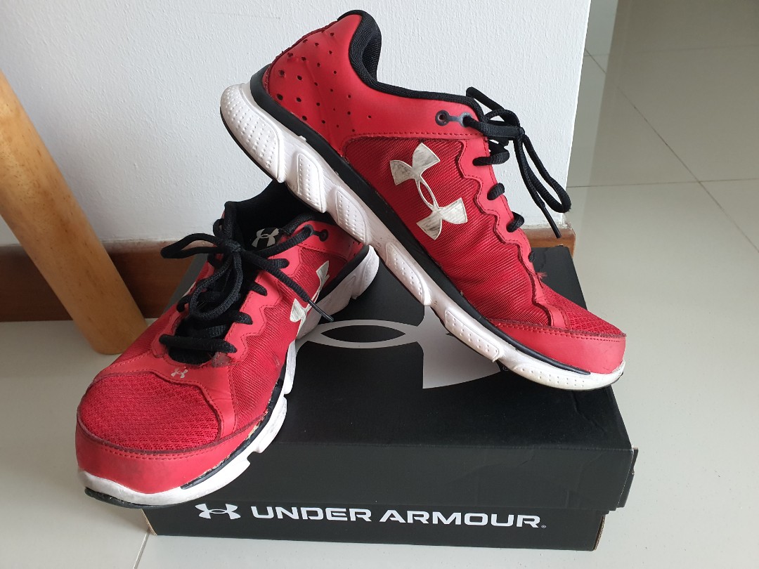 Under Armour Micro G Assert 7, Men's Fashion, Footwear, Sneakers on  Carousell