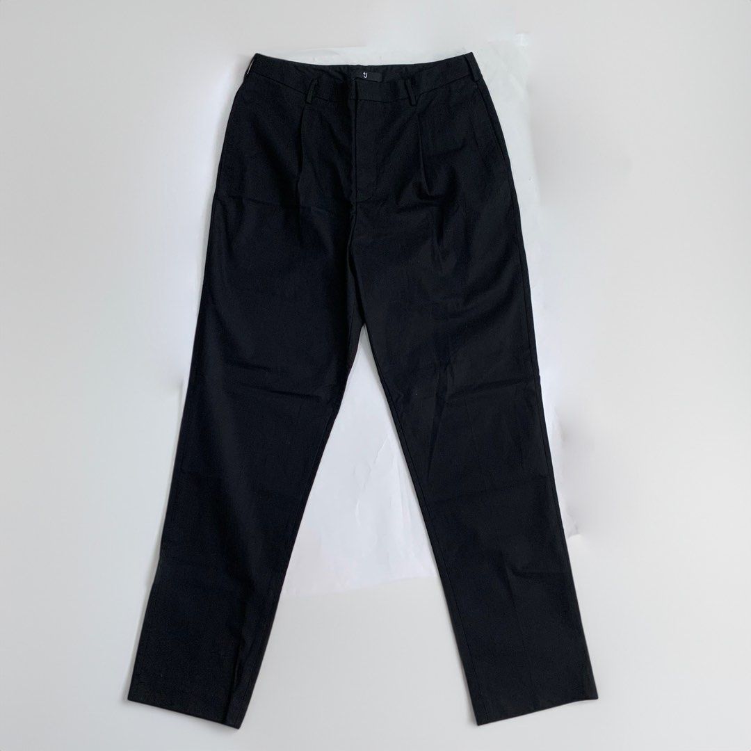 Uniqlo Heattech Pants, Men's Fashion, Bottoms, Trousers on Carousell