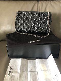 Chanel Trendy CC Black Large Bowling Bag, Luxury, Bags & Wallets on  Carousell