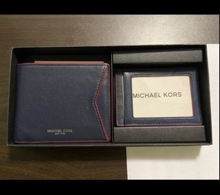 Shop Louis Vuitton Double Card Holder (M62170) by luxurysuite