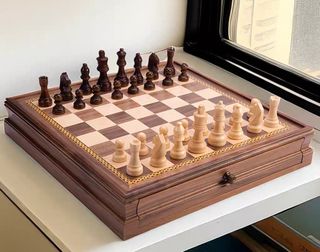 Wegiel Handmade European Professional Tournament Chess Set With Wood Case -  Hand Carved Wood Chess Pieces & Storage Box To Store All The Piece :  : Toys & Games