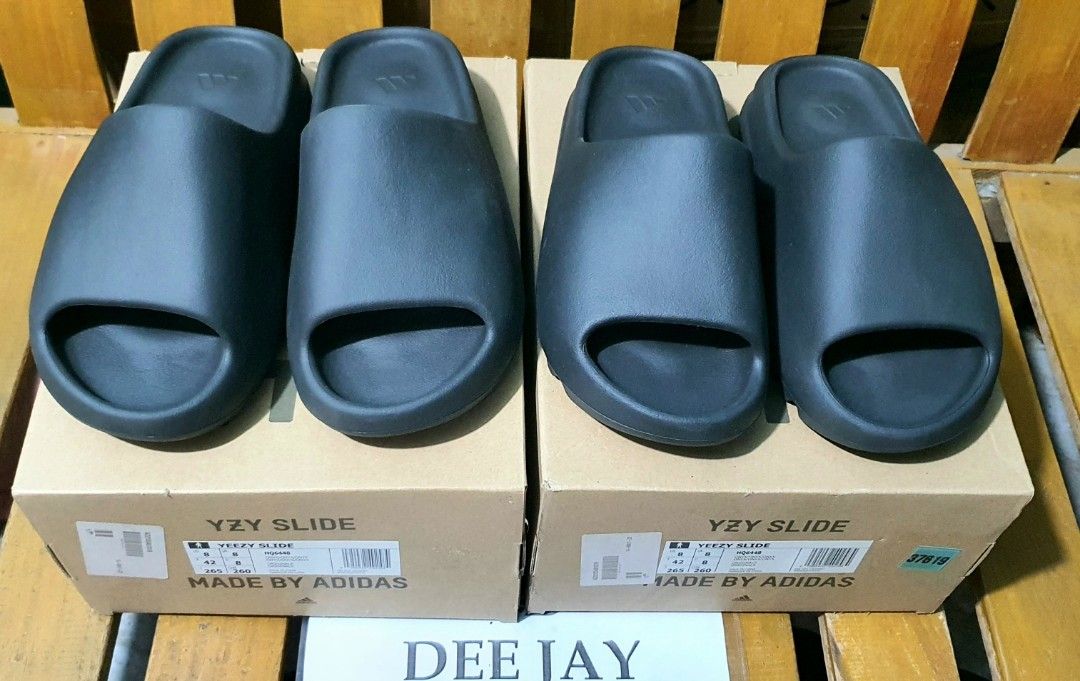 Yeezy slide onyx size 8 us/uk (Category: Sneakers & Footwear) located in Guagua. Submitted by deesib19 (Listing ID 1265153816, Image 1). Description: FOR SALE YEEZY SLIDE ONYX SIZE 8 US/UK BNDS ADIDAS SAUDI RELEASE With receipt & Adidas packaging 7,500 php.