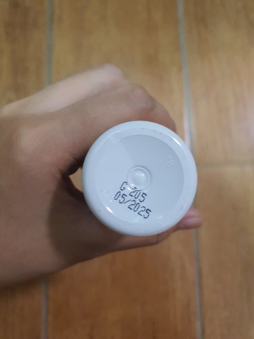 Yves Roche Anti Breakage Serum (Category: Hair) located in Bacoor. Submitted by declutter1122 (Listing ID 1265235184, Image 2). Description: almost full, used twice for an event.