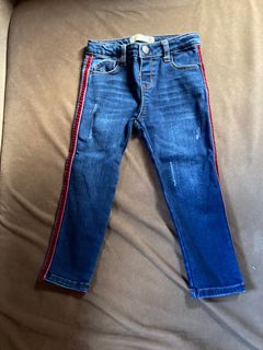 (Category: ) located in . Submitted by preloved_stw (Listing ID 1265225137, Image 1). Description: .