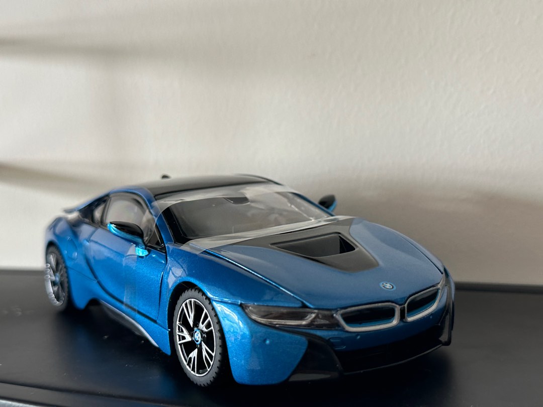 Bmw i8 miniature model deals