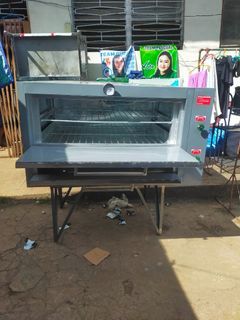 8 trays Brand New Oven Gas Oven Heavy Duty Oven (bakery business, lechon business) FREE STAND