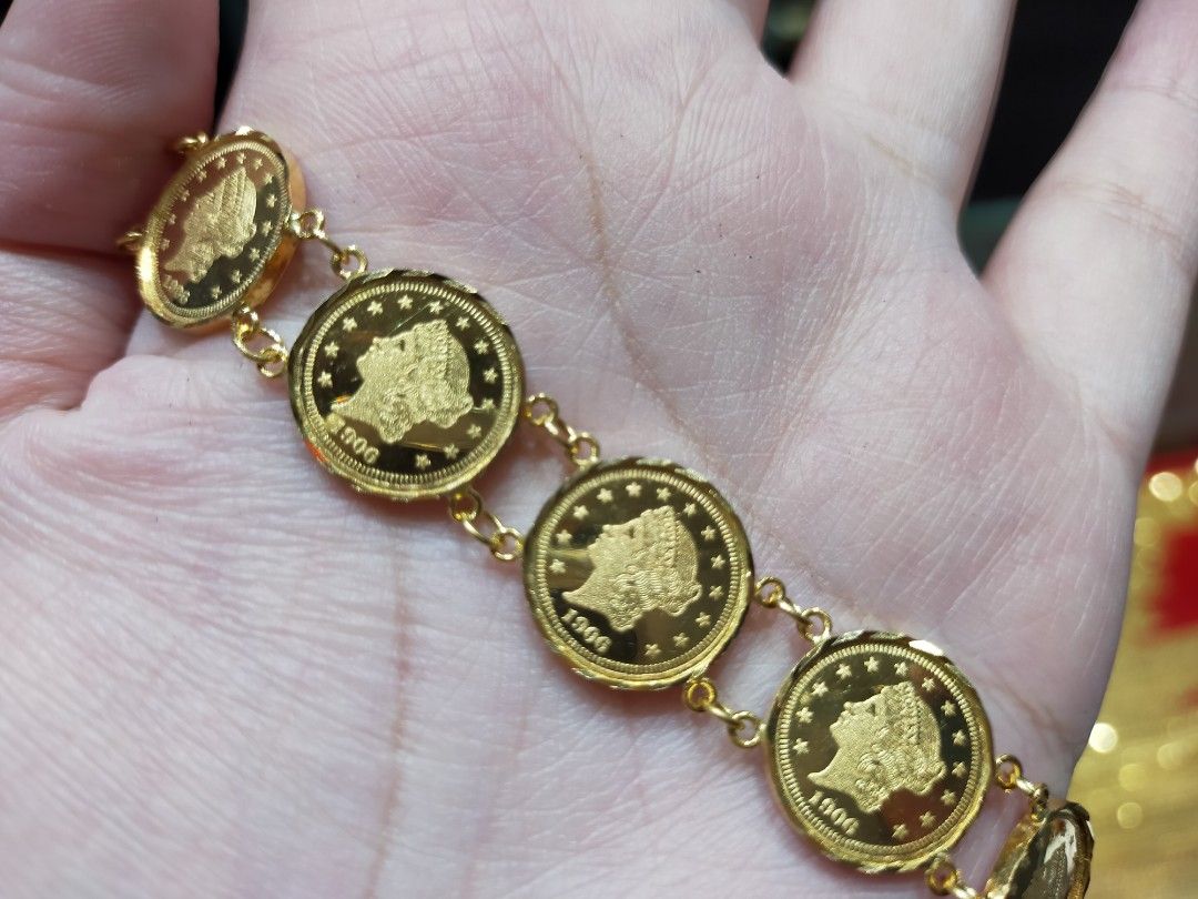 Gold new arrivals sovereign bracelet