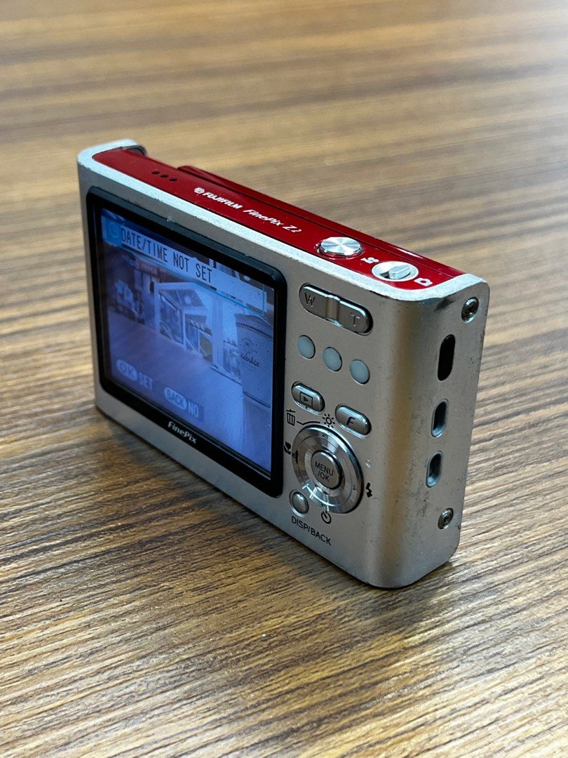 富士 FINEPIX Z2 滑蓋小相機