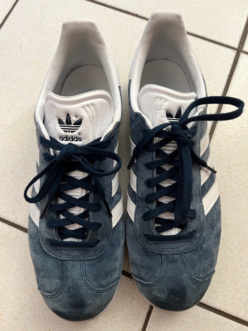 Adidas Gazelles, Women's Fashion, Footwear, Sneakers on Carousell