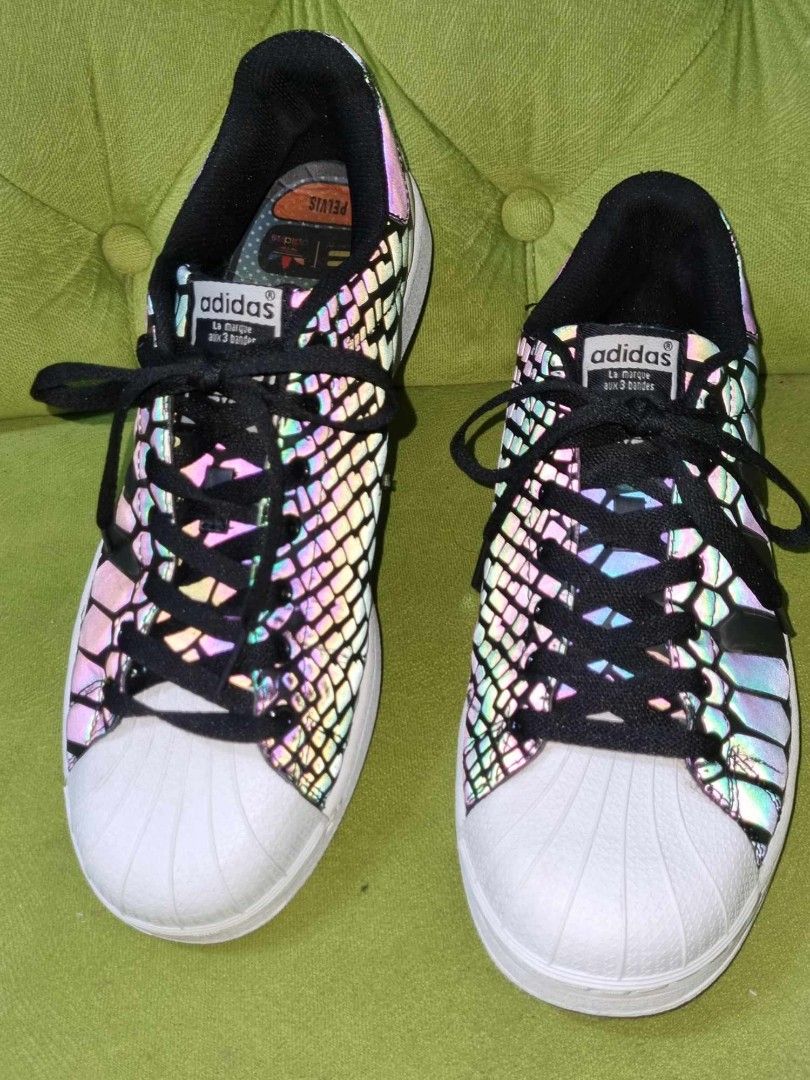 Adidas superstar store xeno holographic