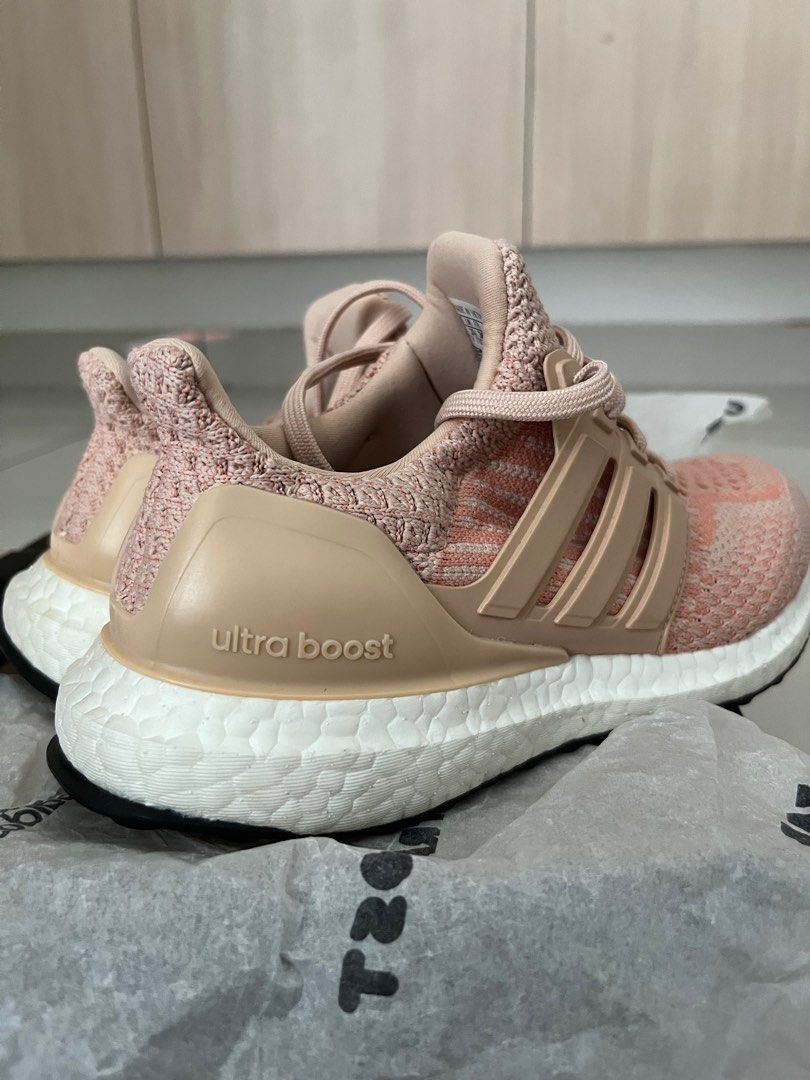 Adidas ULTRABOOST 5.0 DNA Women