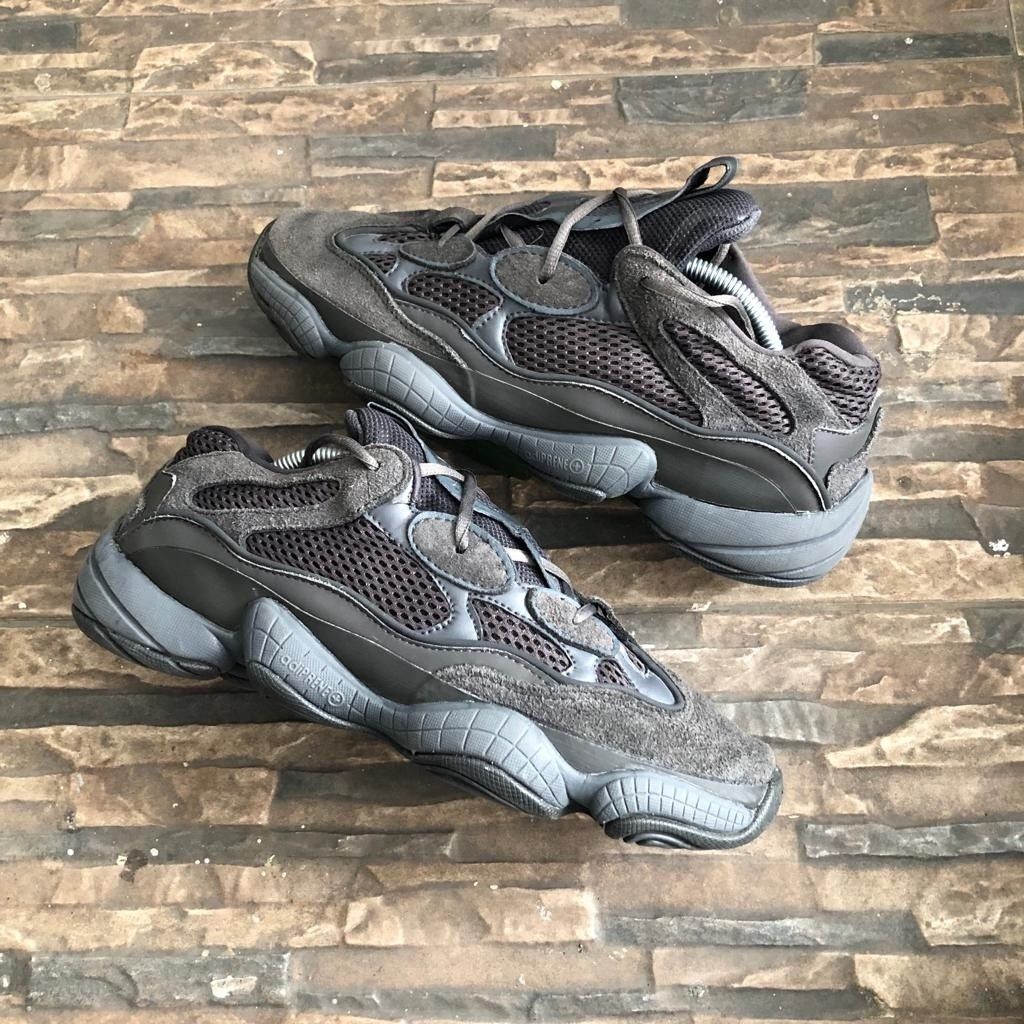 Adidas Yeezy size 43 27 5 cm Fesyen Pria Sepatu Sneakers di